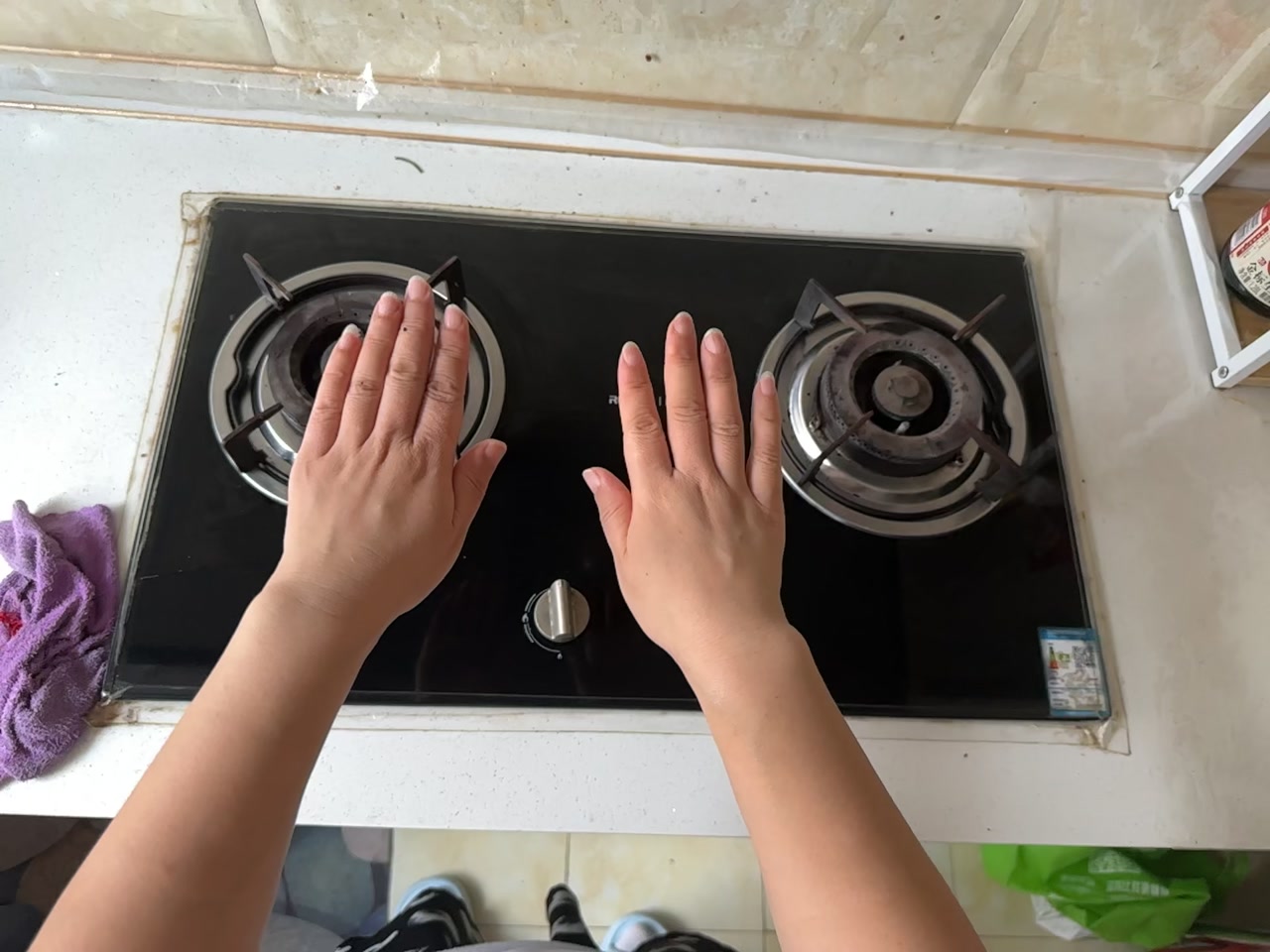 厨房擦灶台 视频第一帧封面